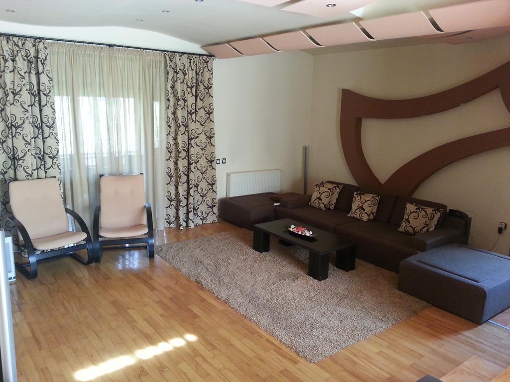 Pension Ambiance Iasi Extérieur photo